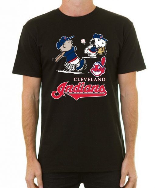 Charlie brown Snoopy Cleveland Indians T-Shirt