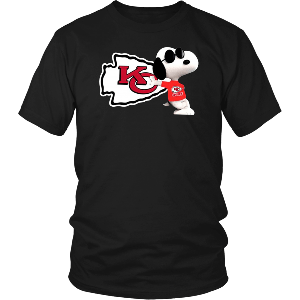 NFL Kansas City Chiefs Snoopy T-Shirt - ShirtElephant Office