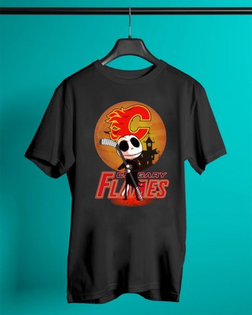 Jack Skellington Holding Hockey Stick Calgary Flames T-Shirt