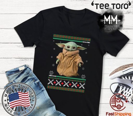 BABY YODA STAR WAR MANDALORIAN CHRISTMAS TSHIRT