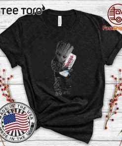 Baby Groot Hug Coors Light Beer Tee Shirt