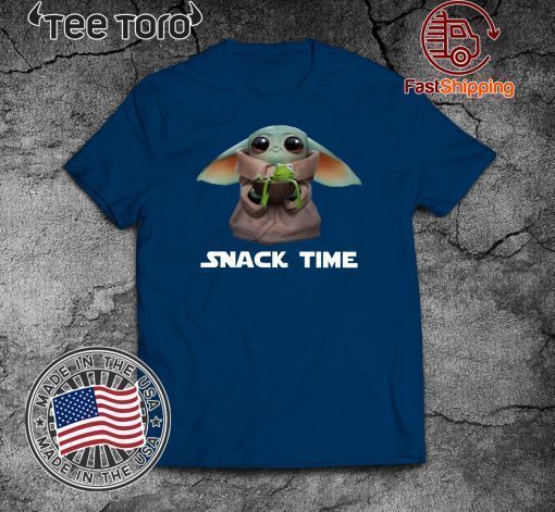 Baby Yoda And Frog Snack Time 2020 T-Shirt