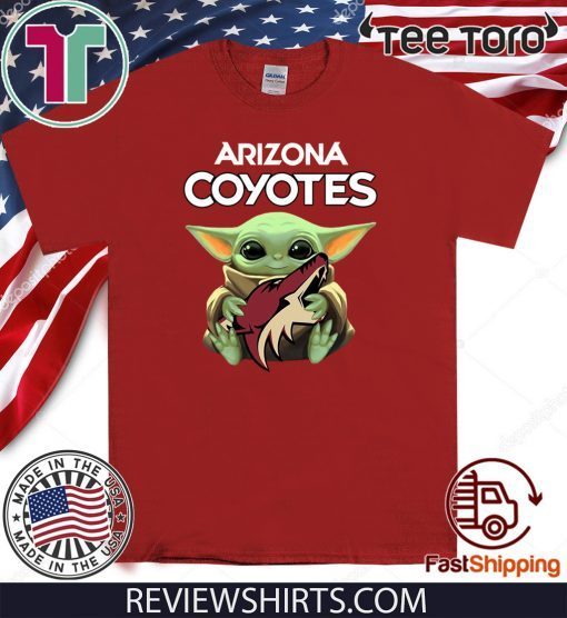 Baby Yoda Hug Arizona Coyotes Offcial T-Shirt