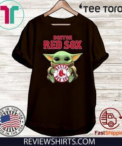 Baby Yoda Hug Boston RedSox 2019 T-Shirt