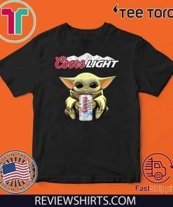 Baby Yoda Hug Coors Light Offcial T-Shirt