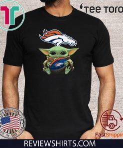 Baby Yoda Hug Denver Broncos Offcial T-Shirt