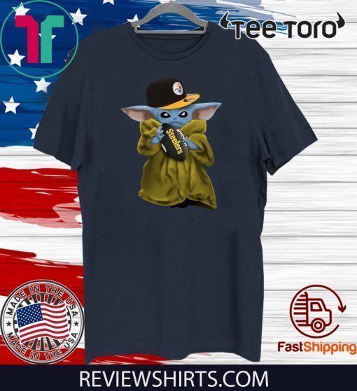 Baby Yoda Hug Steelers Offcial T-Shirt