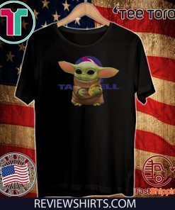 Baby Yoda hug Taco Bell Offcial T-Shirt