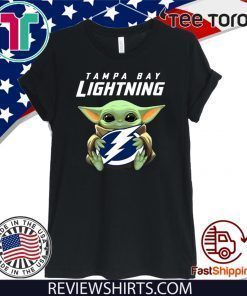 Baby Yoda hug Tampa Bay Lightning Offcial T-Shirt