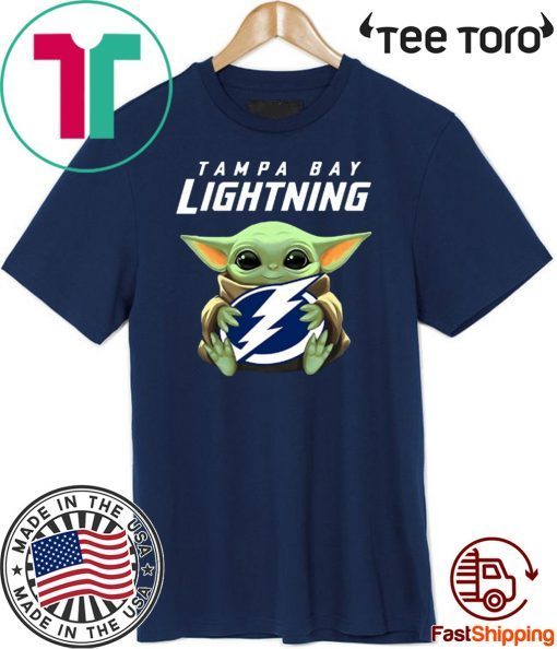 Baby Yoda hug Tampa Bay Lightning Offcial T-Shirt