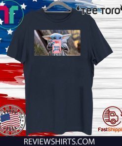 Baby yoda says read red white & royal blue Gift T Shirt