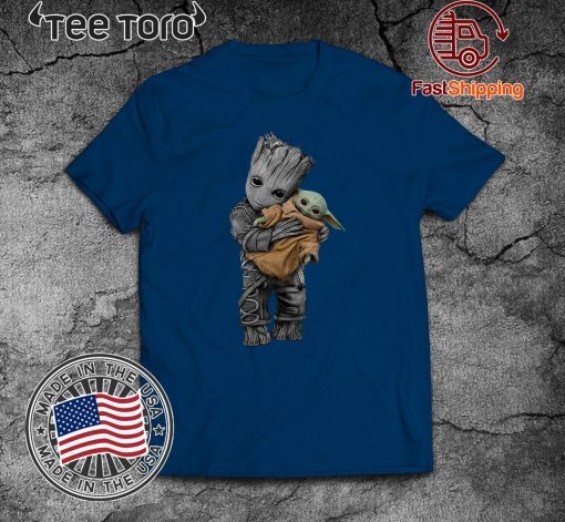 Groot hug baby yoda Tee Shirt