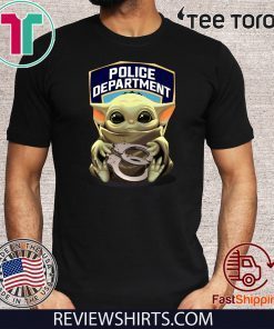 Baby Yoda Hug Police Department 2020 T-Shirt