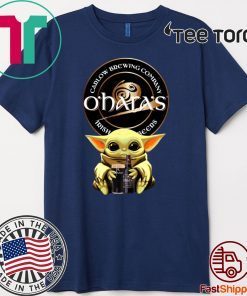 Baby Yoda Hug O’Hara’s Irish Stout Beer Unisex T-Shirt