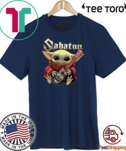 Baby Yoda Hug Sabaton 2020 T-Shirt