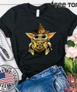 Baby Yoda Hug Star Official T-Shirt