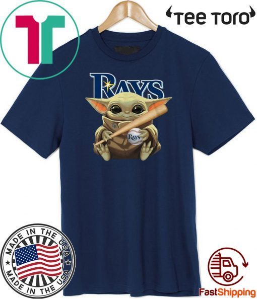 Baby Yoda Hug Tampa Bay Rays Unisex T-Shirt