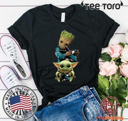 Baby Yoda and Baby Groot hug San Jose Sharks 2020 T-Shirt