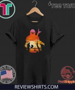 Mando Mandalorian Yoda Baby sunset Official T-Shirt