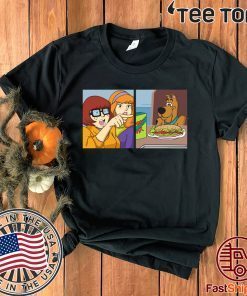 WOMAN YELLING AT A MYSTERY DOG OFFICIAL T-SHIRT