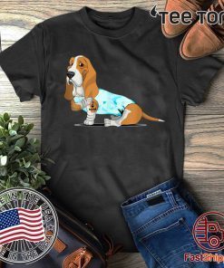 Basset Hound Tattoos I Love MOM Sitting Mother's Day Funny T-Shirt