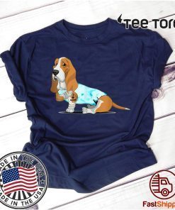 Basset Hound Tattoos I Love MOM Sitting Mother's Day Funny T-Shirt