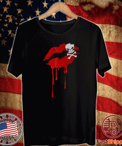 Great Halloween Dripping Lips - Lipstick Kiss Skull & Crossbones Shirt