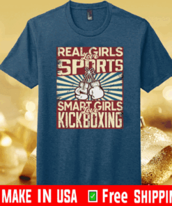 Real girls love sports smart girls love kickboxing Unisex T-Shirt