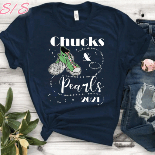 Chucks And Pearls 2021 shirt T-Shirt