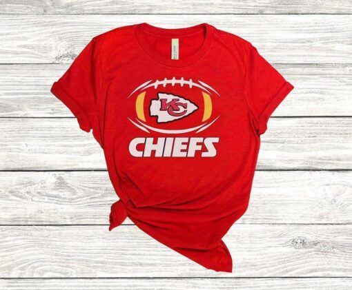 Kansas City Chiefs Football Shirt, Love Kansas City Chiefs Classic T-Shirt