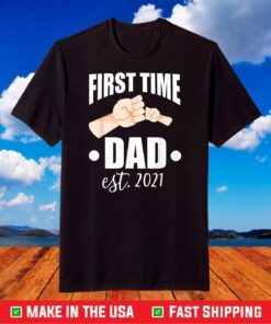 Promoted To Daddy Est 2021 T-Shirt