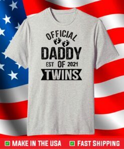 Twins Dad 2021 Funny New Daddy of Twins Father's Day T-Shirt