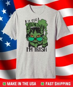 Cool Kitty, Kiss Me, I’m Irish. St Patrick's fun cat design T-Shirt