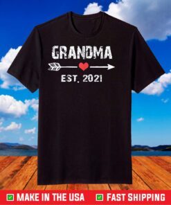 Grandma Est. 2021 Vintage New Granny Shirt Mothers Day T-Shirt