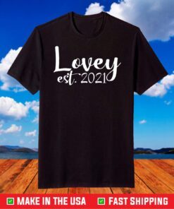 Lovey Est 2021 Cute Grandma Gift Women Mother's Day T-Shirt