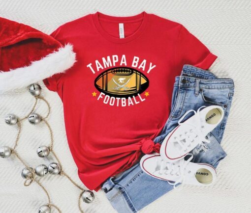 Vintage Red Tampa Bay Old School Pirate TB Cool Tampa Bay T-Shirt