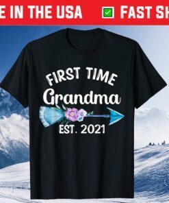 Boho First Time Grandma Est 2021 Pregnancy Announcement Unisex T-Shirt