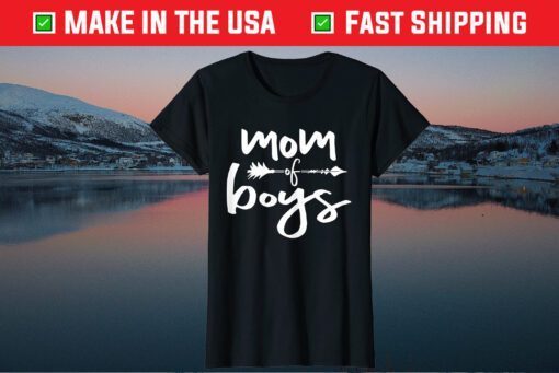 Mom of Boys Life Shirts for Women Cute Mothers Day Classic T-Shirt