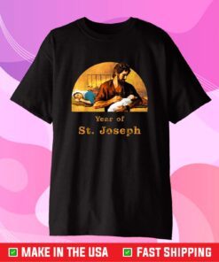 Saint Joseph holds baby Jesus while Mary sleeps Classic T-Shirt