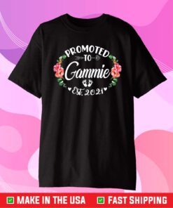Womens Christmas Mother's Day Gifts Promoted To Gammie Est 2021 Gift T-Shirt