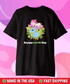 happy earth day unicorn for toddler, girls, and sisters Classic T-Shirt