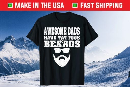 Awesome Dads have Tattoos And Beards Vintage father's day Classic T-Shirt