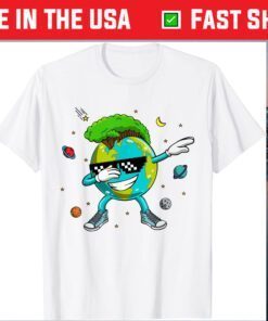 Dabbing Earth Day Classic T-Shirt