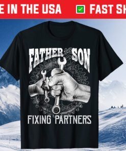 Father and Son Fixing Partners Mechanic Father's Day Classic T-Shirt