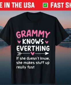 Grammy Knows Everything Vintage Mother's Day Grandma Classic T-Shirt