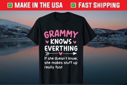 Grammy Knows Everything Vintage Mother's Day Grandma Classic T-Shirt