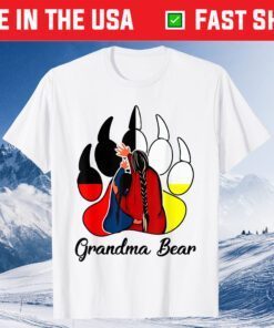 Grandma Bear Native American Classic T-Shirt