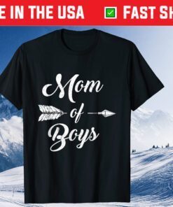 Mom Of Boys Mommy And Son Proud Mother Mama Classic T-Shirt