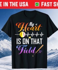 My Heart Is On That Field Funny Baseball Softball Mama Mom Classic T-Shirt