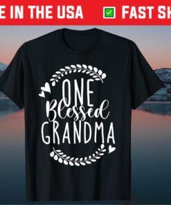 One Blessed Grandma With Hearts Mothers day Classic T-Shirt